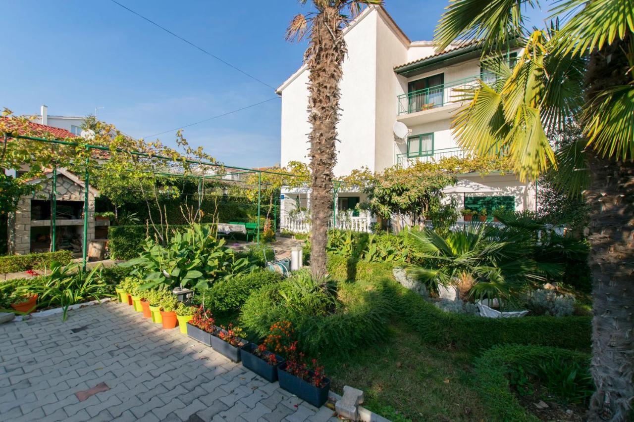 Apartments Branko Vodice Exterior photo
