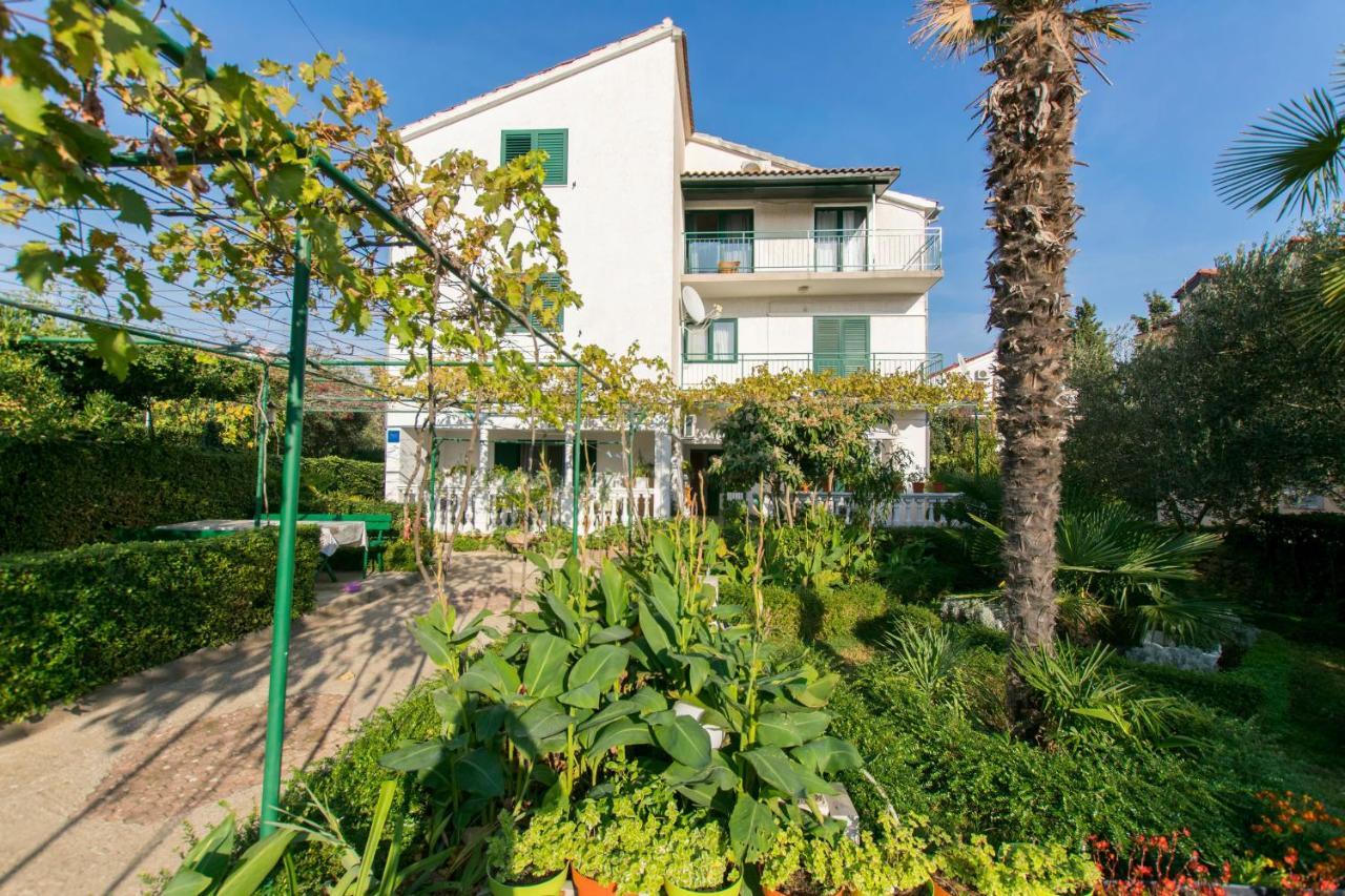 Apartments Branko Vodice Exterior photo